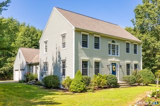54 Pleasant Valley Road, Clinton, CT 06413