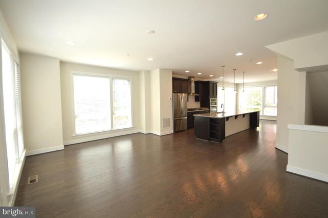408 STABLER LN, Alexandria, VA 22304