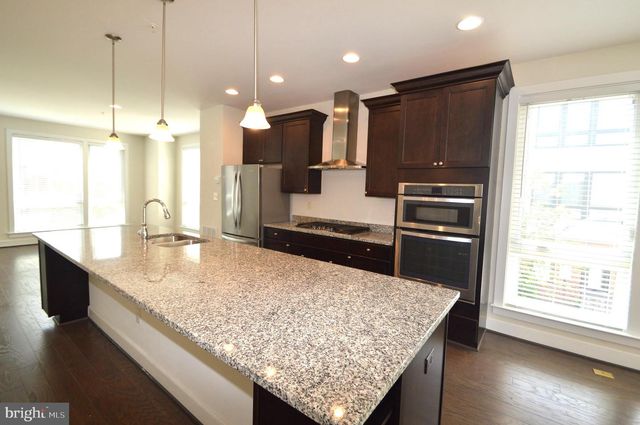 408 STABLER LN, Alexandria, VA 22304
