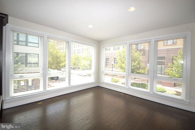 408 STABLER LN, Alexandria, VA 22304