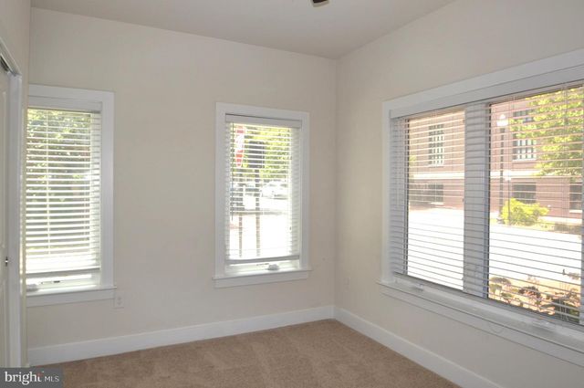 408 STABLER LN, Alexandria, VA 22304