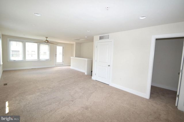 408 STABLER LN, Alexandria, VA 22304