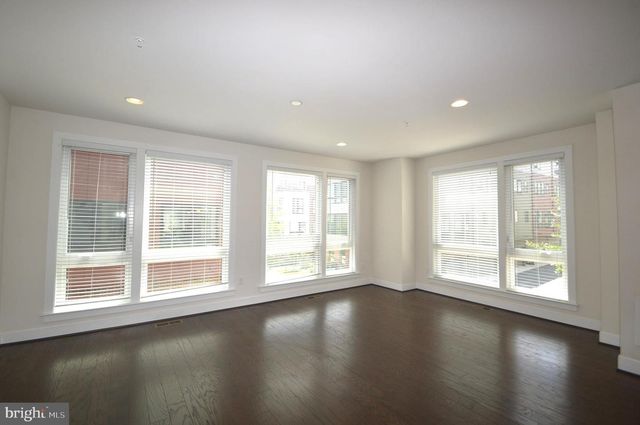 408 STABLER LN, Alexandria, VA 22304