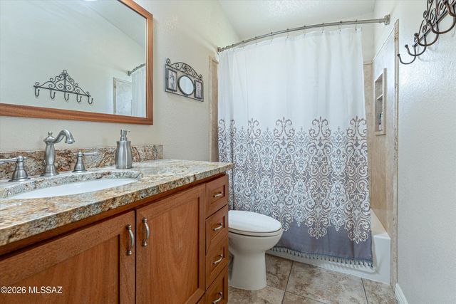 1560 E Grimaldi Place, Tucson, AZ 85737