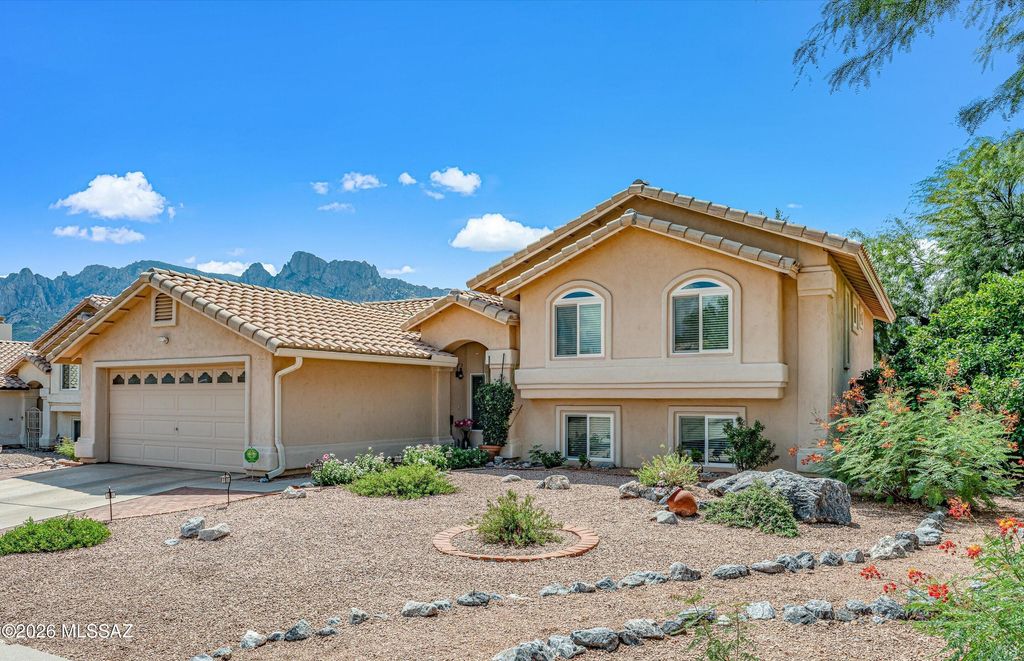 1560 E Grimaldi Place, Tucson, AZ 85737