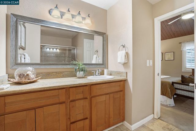 5454 Anselmo Ct, Concord, CA 94521