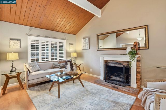 5454 Anselmo Ct, Concord, CA 94521