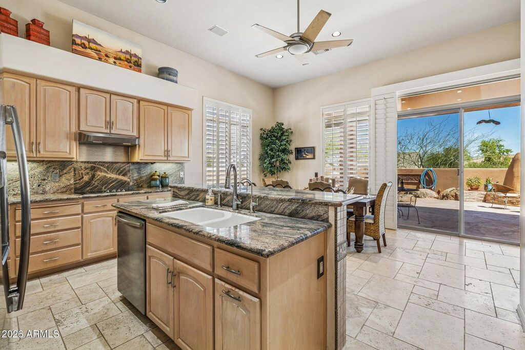 Image 15 of property listing at 15543 E ACACIA Way, Fountain Hills, AZ 85268