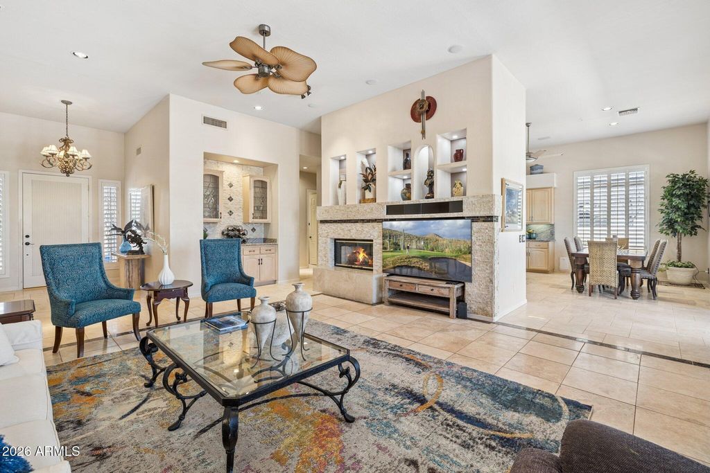 Image 2 of property listing at 15543 E ACACIA Way, Fountain Hills, AZ 85268