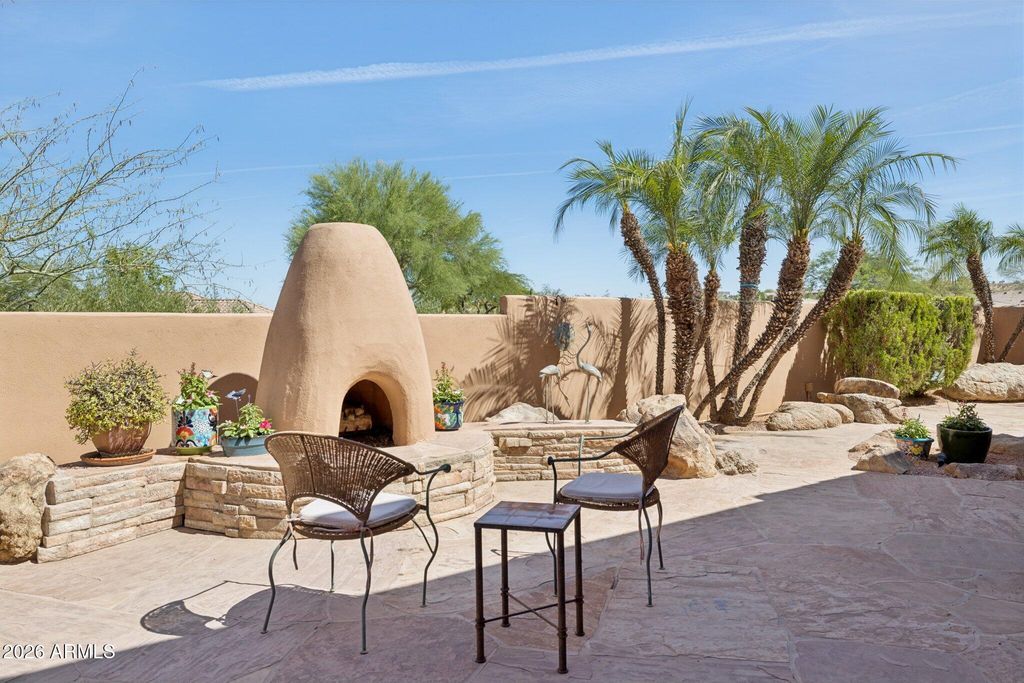 Image 5 of property listing at 15543 E ACACIA Way, Fountain Hills, AZ 85268