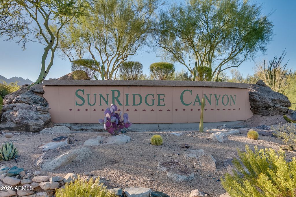 Image 7 of property listing at 15543 E ACACIA Way, Fountain Hills, AZ 85268