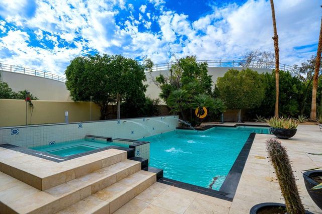 73043 Monterra Circle W, Palm Desert, CA 92260