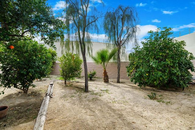 73043 Monterra Circle W, Palm Desert, CA 92260