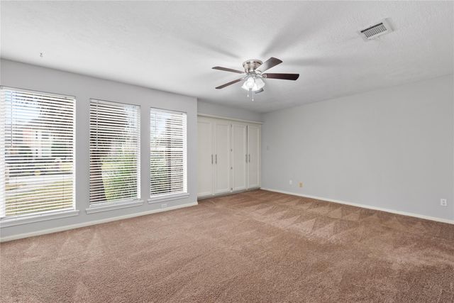 12218 Moorcreek Drive, Houston, TX 77070