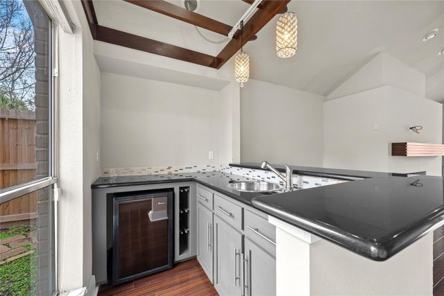 12218 Moorcreek Drive, Houston, TX 77070