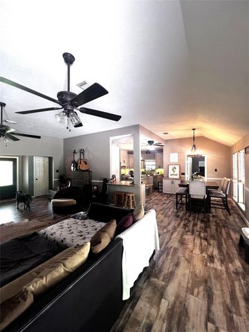 4335 Harvey Road, Crosby, TX 77532