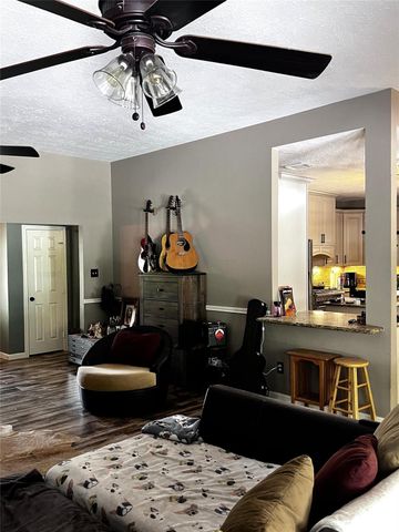 4335 Harvey Road, Crosby, TX 77532