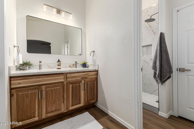 368 N Mountain View Road, Apache Junction, AZ 85119