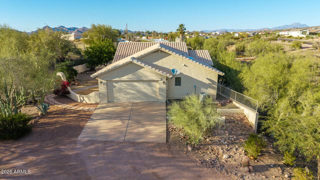 368 N Mountain View Road, Apache Junction, AZ 85119