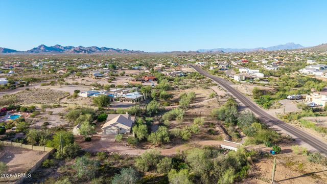 368 N Mountain View Road, Apache Junction, AZ 85119