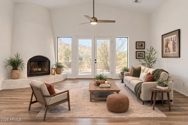 368 N Mountain View Road, Apache Junction, AZ 85119