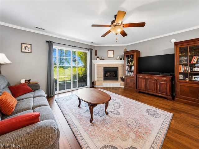 3371 Lenox Village 155, Fairlawn, OH 44333