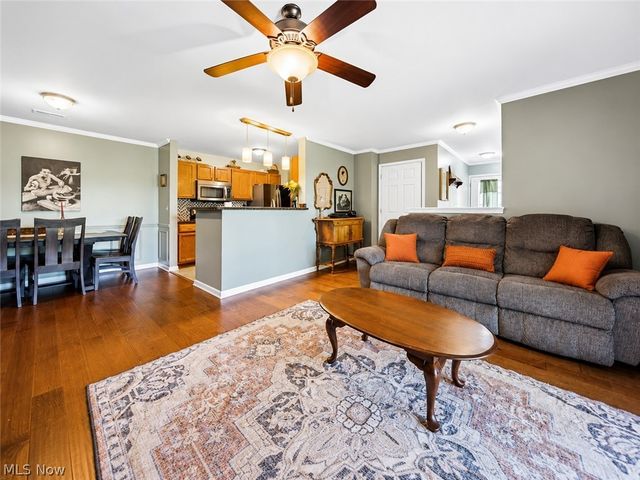 3371 Lenox Village 155, Fairlawn, OH 44333