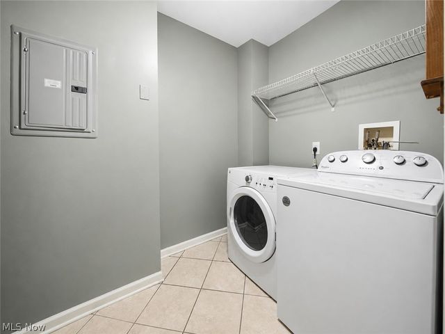 3371 Lenox Village 155, Fairlawn, OH 44333
