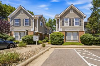 3371 Lenox Village 155, Fairlawn, OH 44333