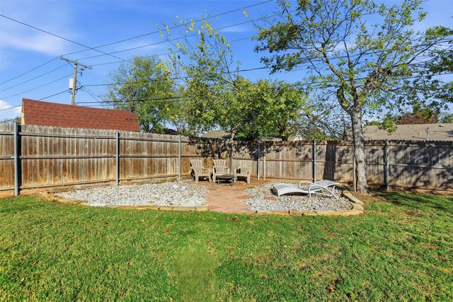 7112 Brookdale Court, Watauga, TX 76148