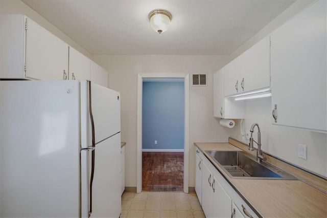 504 W 91st Street, Kansas City, MO 64114