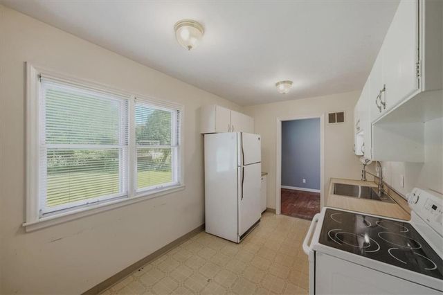 504 W 91st Street, Kansas City, MO 64114