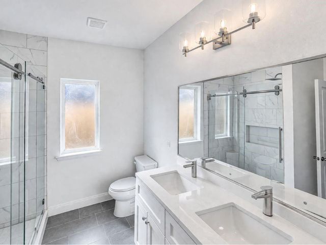 104 County Rd 2278, Cleveland, TX 77327