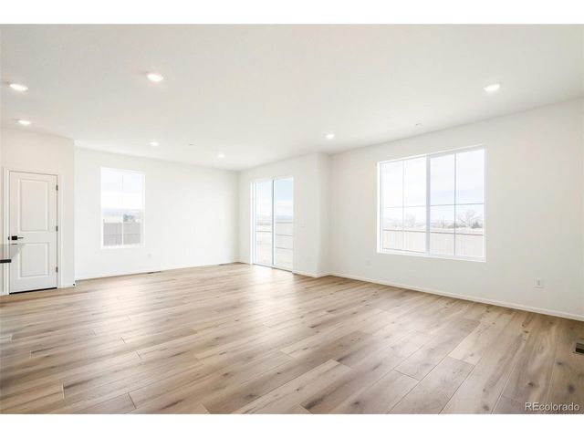 1101 Mourning Dove Ave, Erie, CO 80516