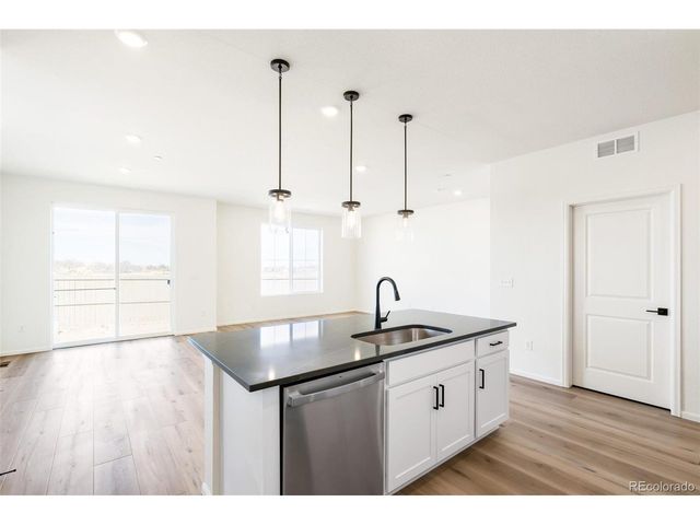 1101 Mourning Dove Ave, Erie, CO 80516