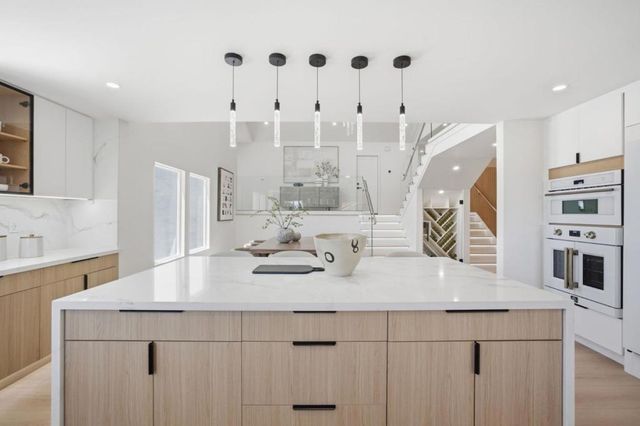 1440 Kring Way, Los Altos, CA 94024