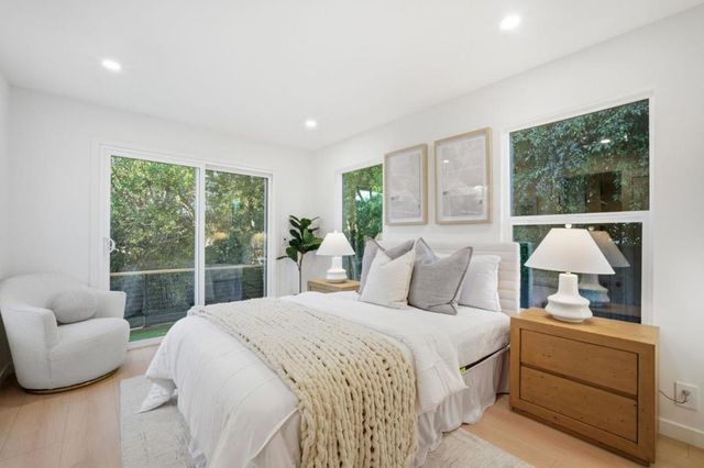 1440 Kring Way, Los Altos, CA 94024