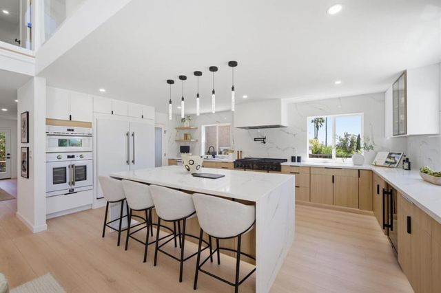 1440 Kring Way, Los Altos, CA 94024