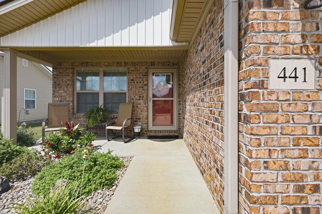 441 Middle Creek Way, Berea, KY 40403