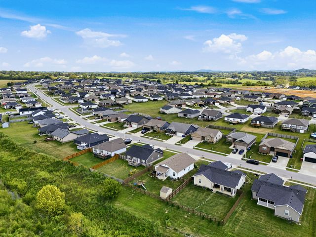 441 Middle Creek Way, Berea, KY 40403