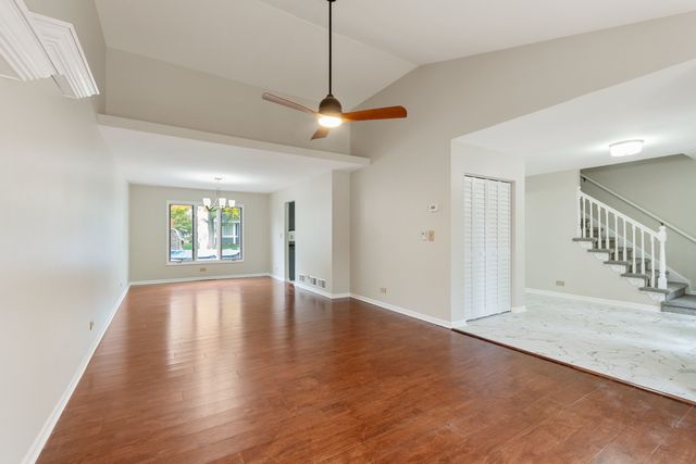 427 Bradford Place, Bolingbrook, IL 60490