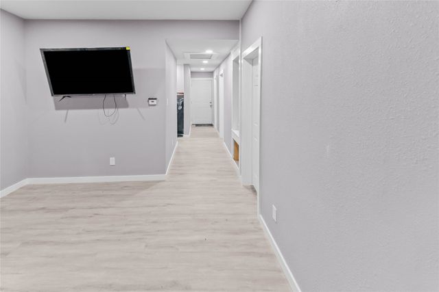 309 E Ross, Mart, TX 76664