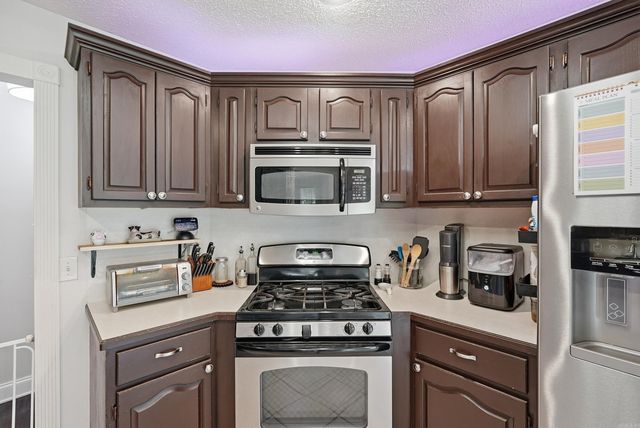 6 Mattison Dr, Vilonia, AR 72173