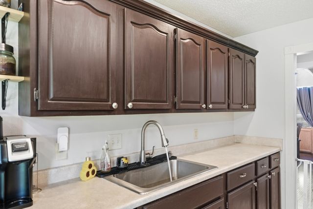 6 Mattison Dr, Vilonia, AR 72173