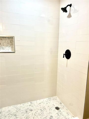 2032 18Th St Street, Lake Charles, LA 70601