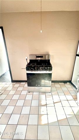 2509 E WILLETTA Street, Phoenix, AZ 85008