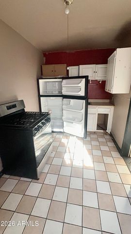2509 E WILLETTA Street, Phoenix, AZ 85008