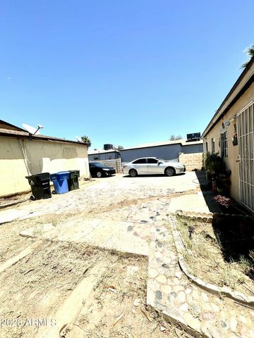 2509 E WILLETTA Street, Phoenix, AZ 85008