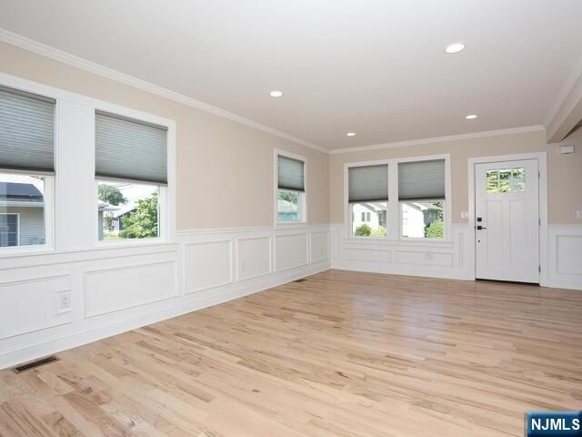 51 Pomona Avenue, Fair Lawn, NJ 07410