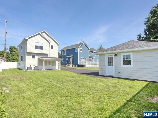 51 Pomona Avenue, Fair Lawn, NJ 07410